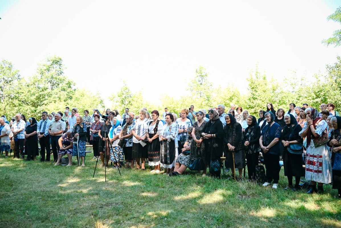 Hramul Mănăstirii din Oarța de Sus, Maramureş 337682