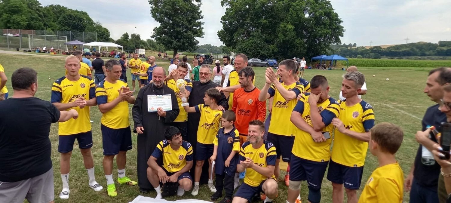 Comuniune prin rugăciune și sport în Bavaria 337779