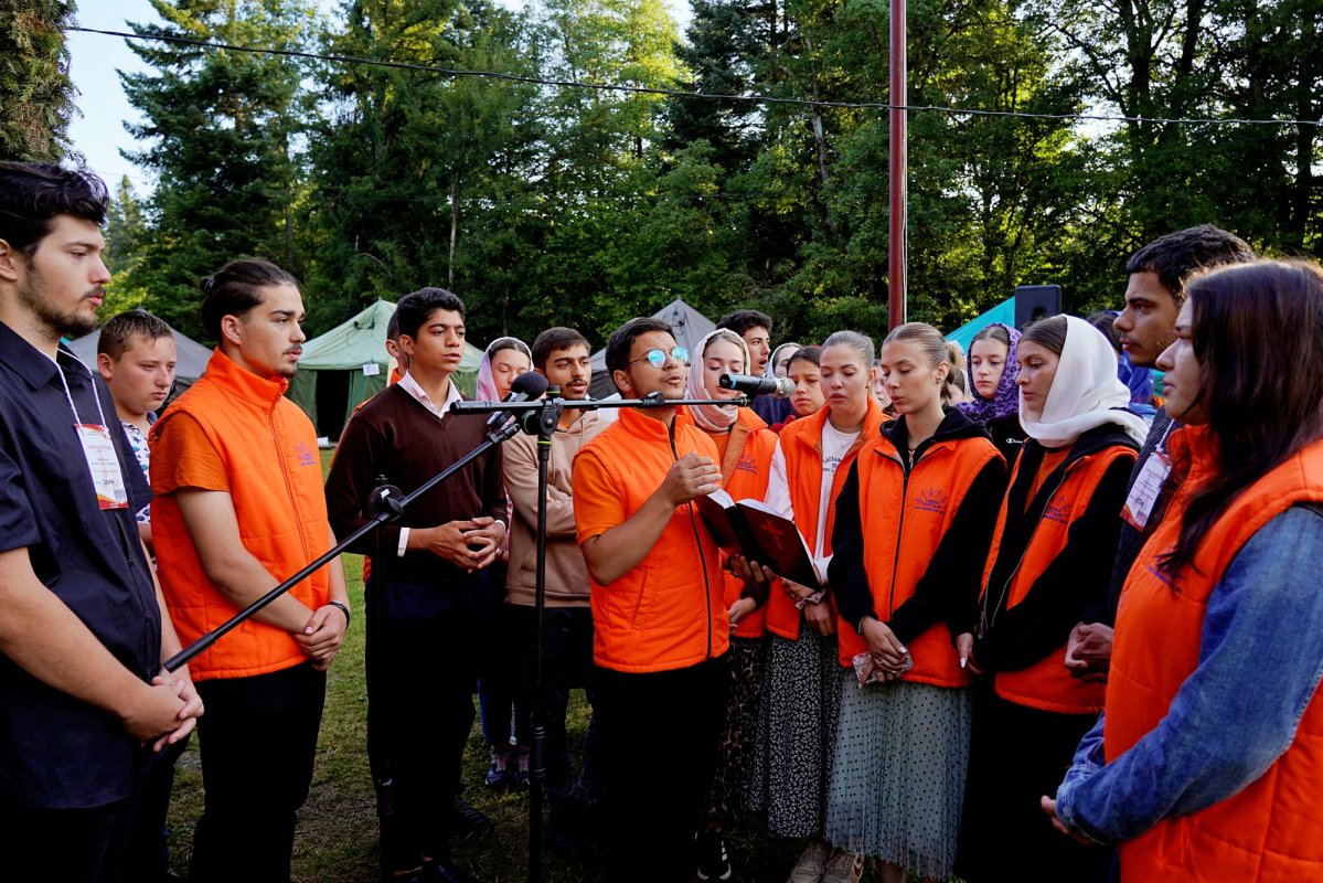 „Fiți atenți și urmăriți ce se întâmplă în inima voastră!” 337801