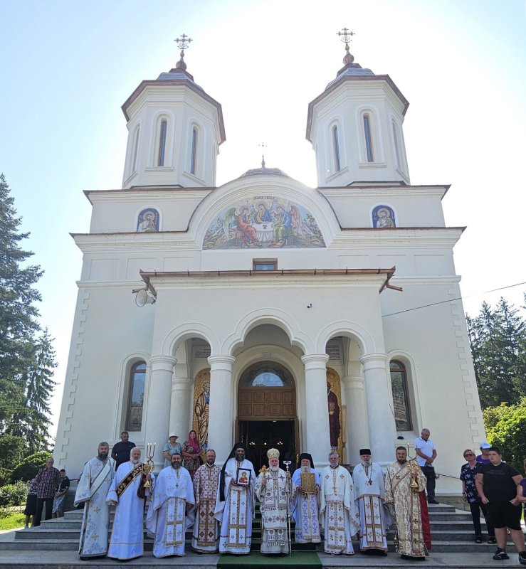 Popas de rugăciune la Mănăstirea Cocoș 337884