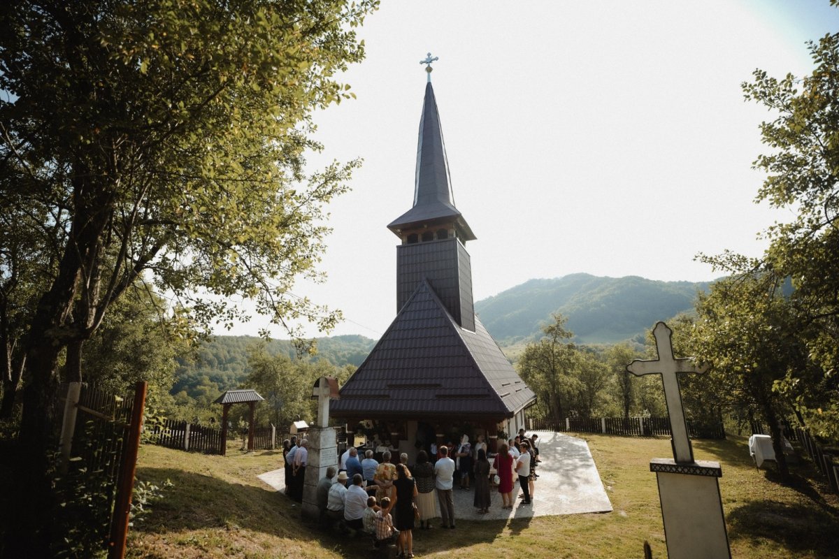 Slujire arhierească în parohiile sălăjene Bălan şi Valea Loznei 337951