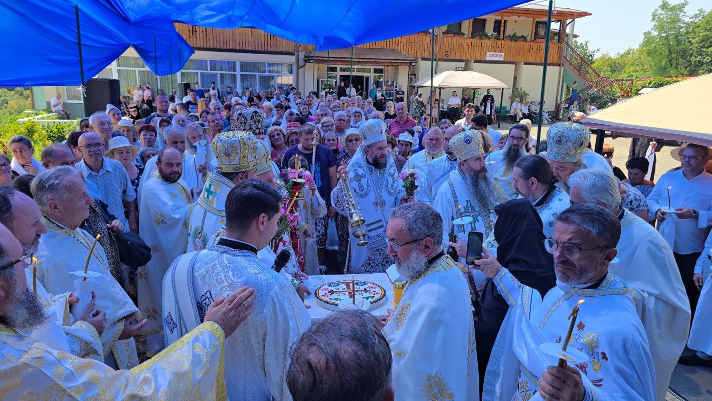 Hramul Mănăstirii „Sfânta Ana” din Orșova 338048