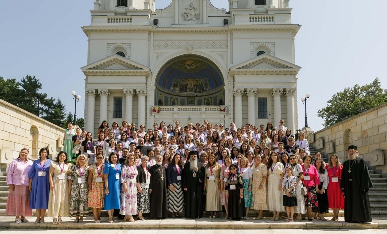 Trei zile de comuniune, rugăciune și mărturisire la Iași 338014