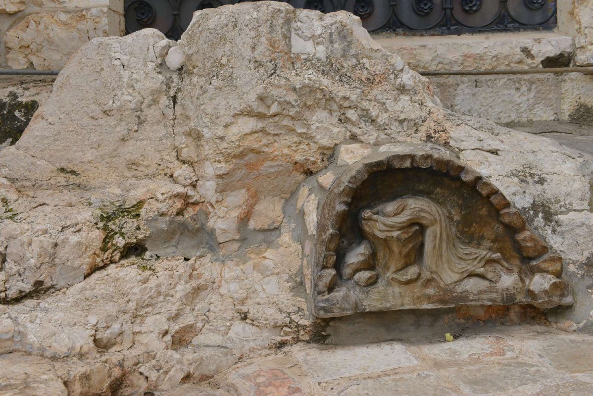 Urmarea lui Hristos presupune jertfă 338103