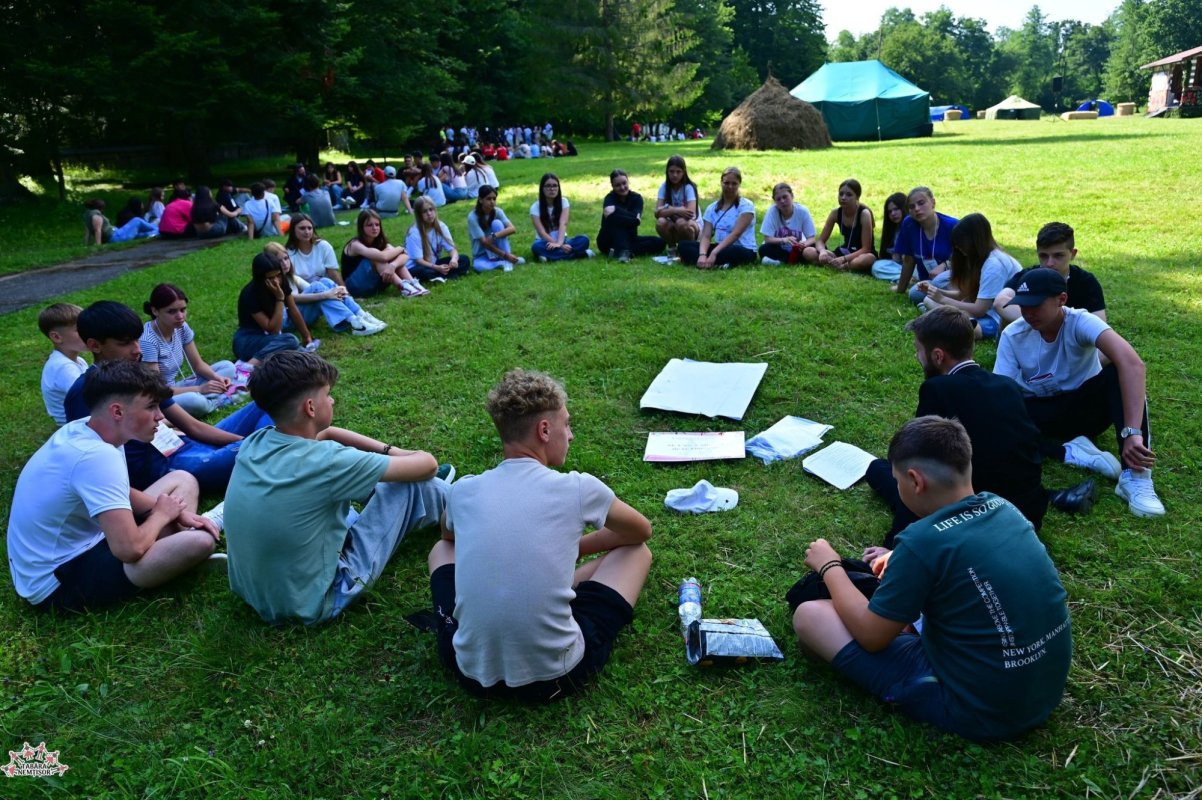 Nemțișor, o tabără de o mie de stele 338154