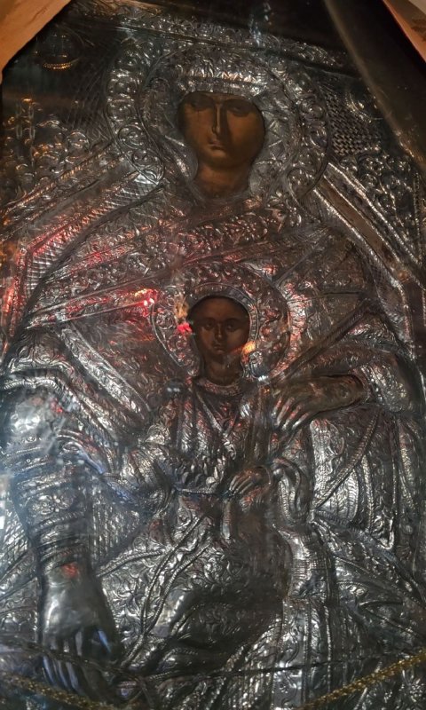 Între rugăciune și mare: ritmul blând al Eghinei 337814