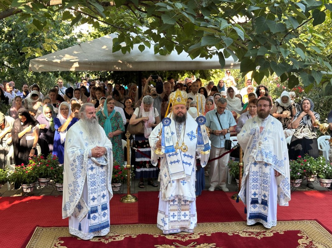 Popas de rugăciune la Paraclisul Catedralei Naționale 338359