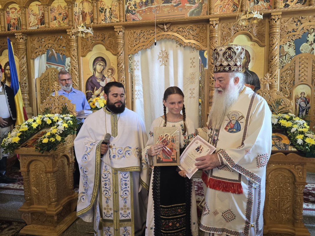 Sfântul Dorotei din Gaza prăznuit la o biserică din Mehedinți 338342