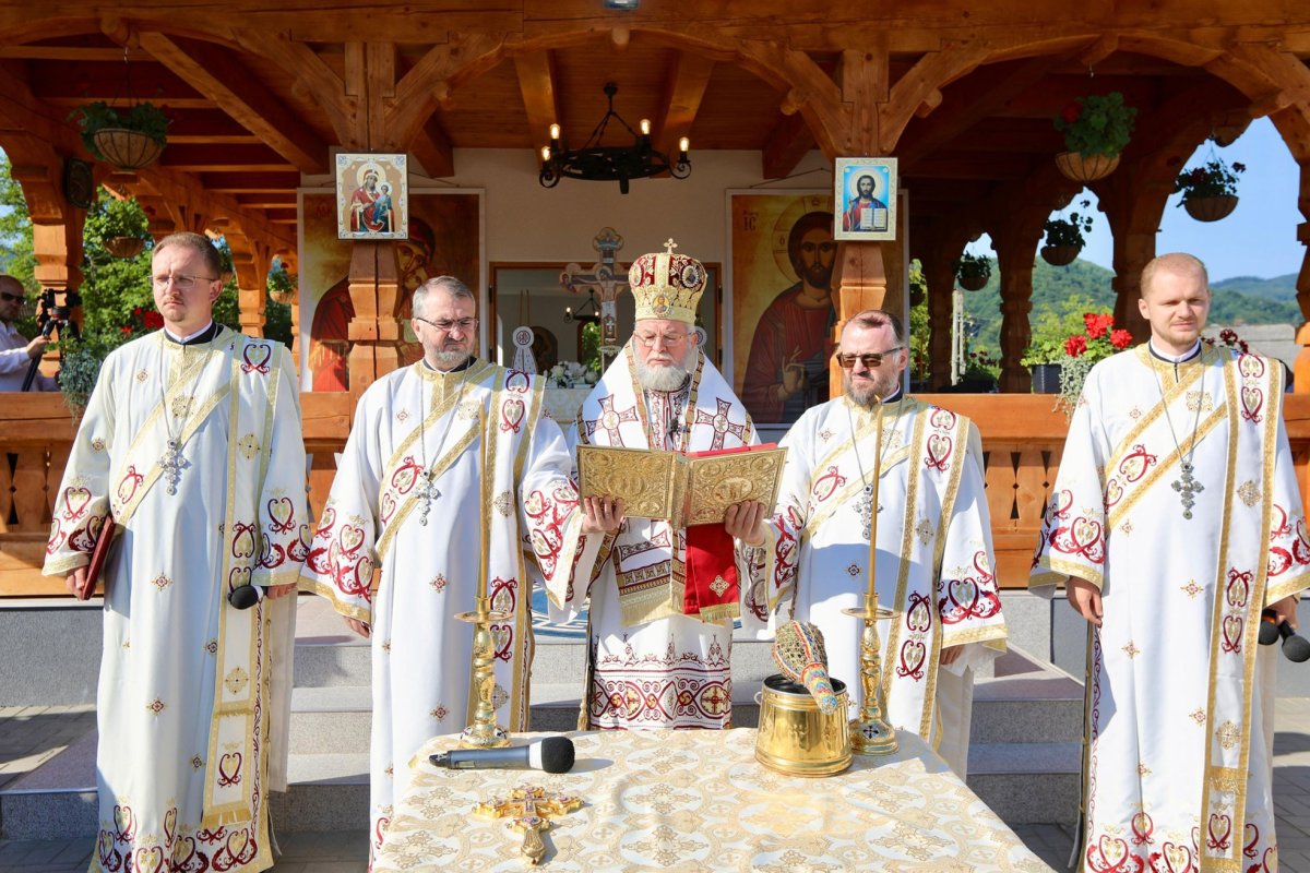 Binecuvântarea capelei de cimitir în Parohia Mara din Protopopiatul Sighet 338452