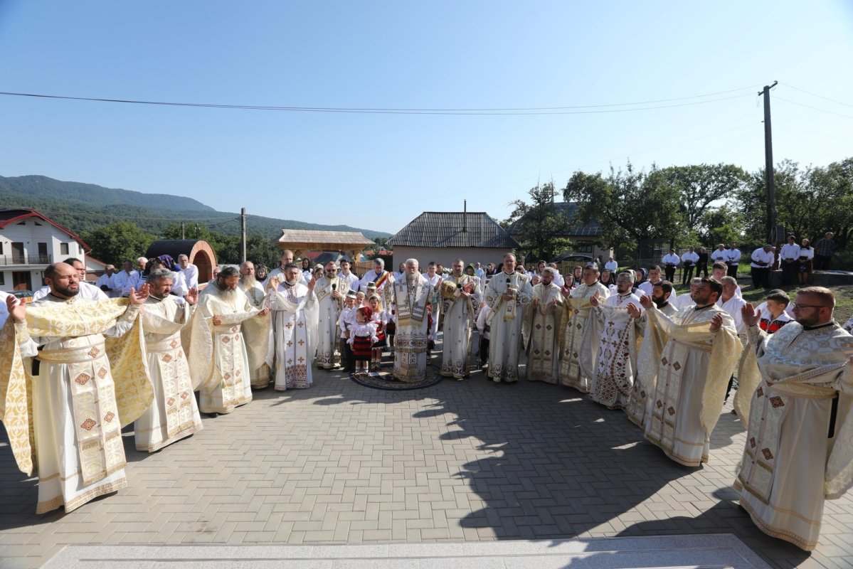Binecuvântarea capelei de cimitir în Parohia Mara din Protopopiatul Sighet 338453