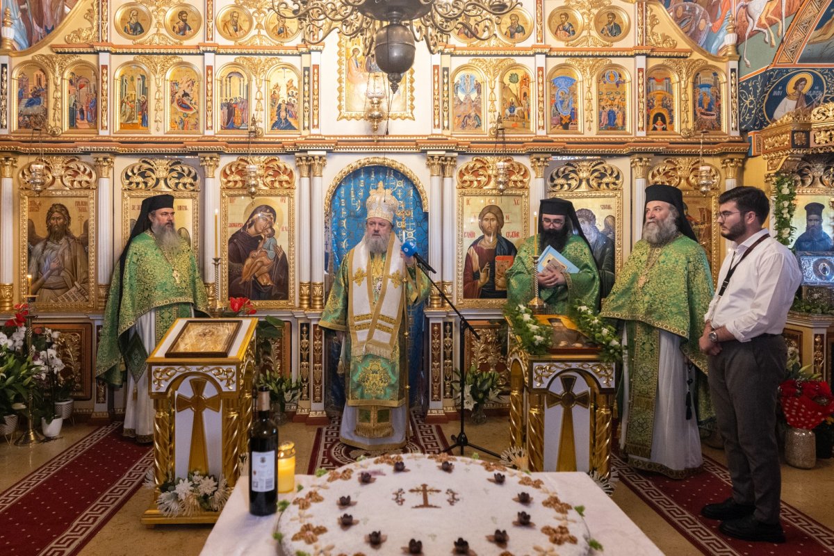 Sfântul Cuvios Ioan Iacob prăznuit la o mănăstire din București  338484