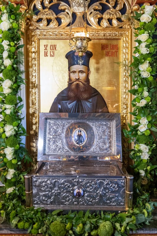 Sfântul Cuvios Ioan Iacob prăznuit la o mănăstire din București  338485