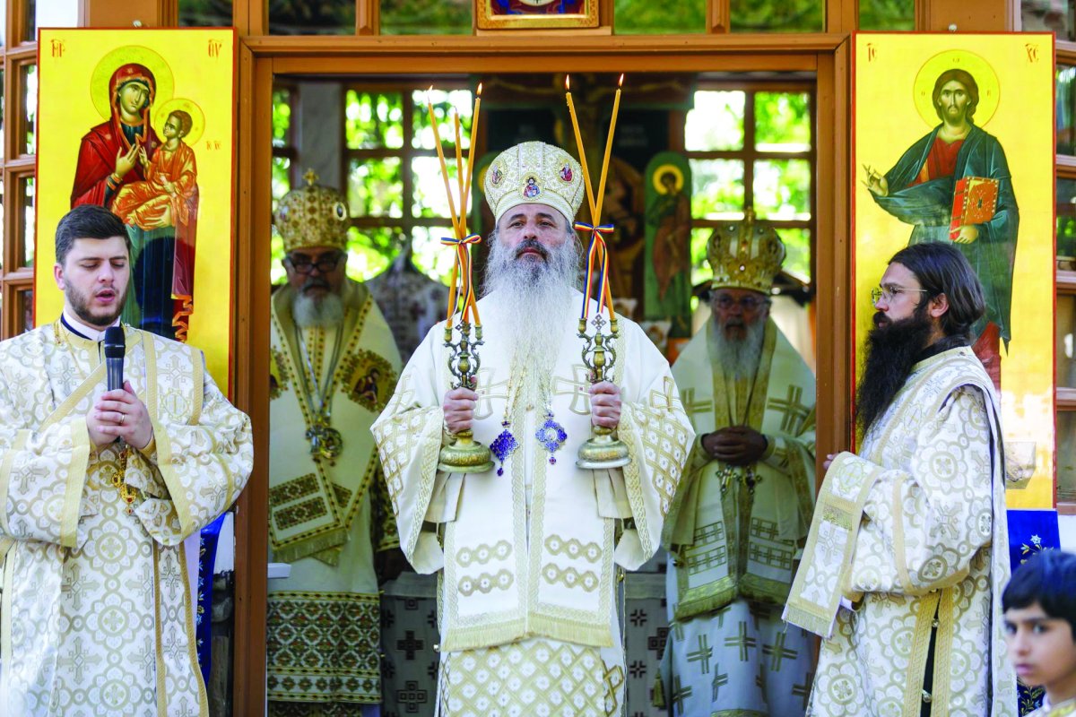 A fost așezată piatra de temelie pentru noua biserică a Mănăstirii Sihla 338598