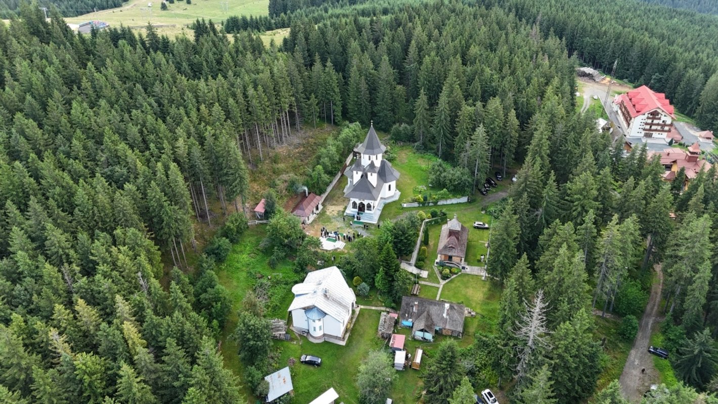 Liturghie arhierească la hramul Schitului Păltiniş 338631