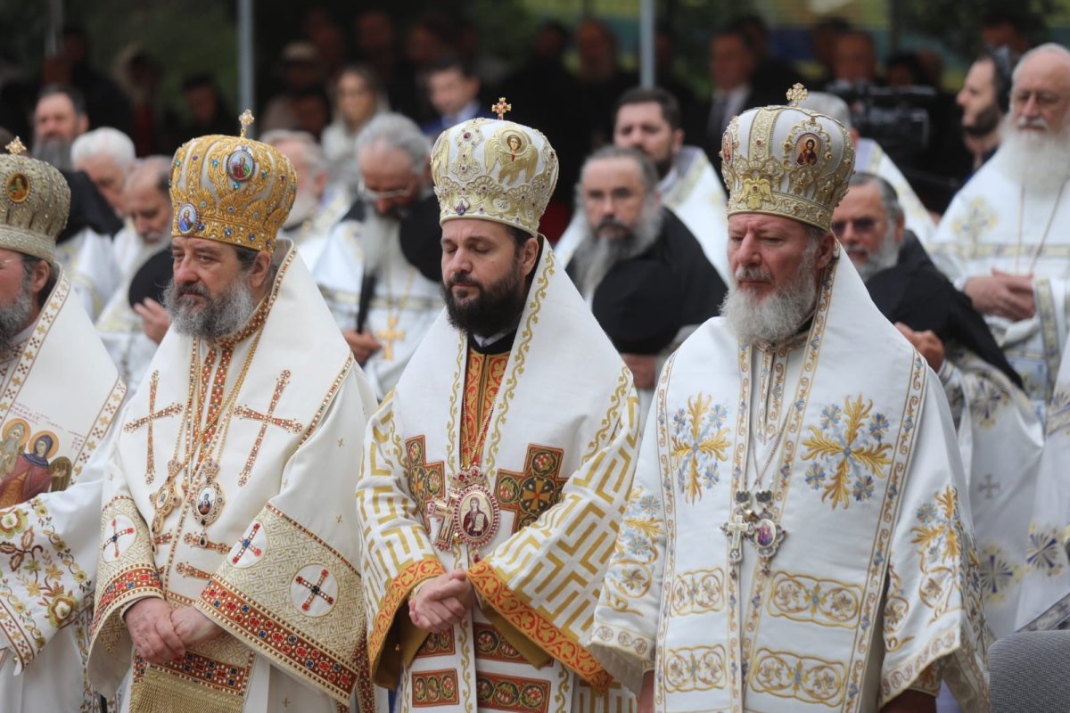 Proclamarea locală a canonizării Sfinților Cuvioşi Paisie Olaru și Cleopa Ilie 338716