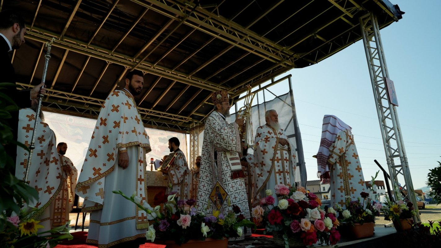 Hramul Bisericii „Sfântul Mucenic Laurenţiu” din Cisnădie 338876