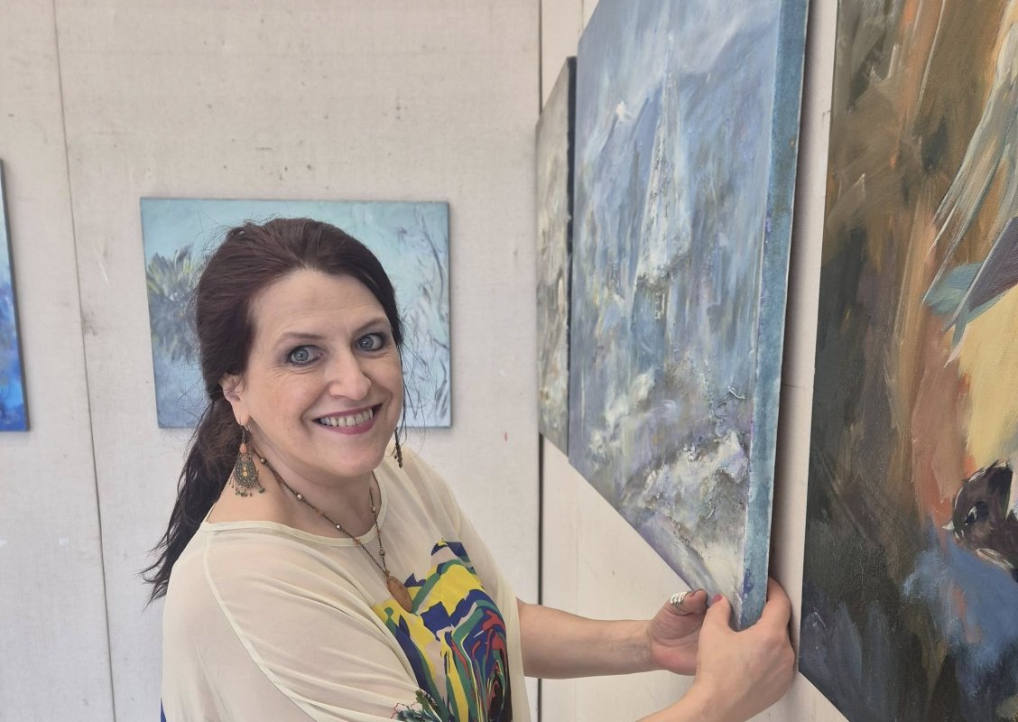 Paznicii sufletului în tușe de culoare 338934