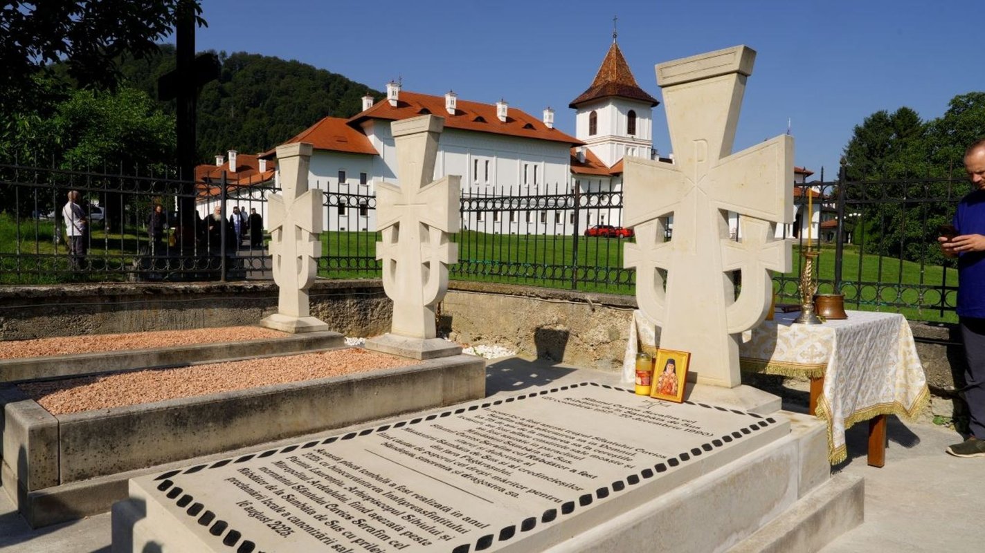 Sfințirea plăcii comemorative a Sfântului Serafim cel Răbdător de la Sâmbăta de Sus 339003