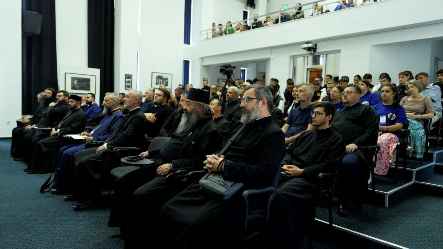 Conferință despre viața Sfântului Cuvios Serafim cel Răbdător de la Sâmbăta de Sus 339094