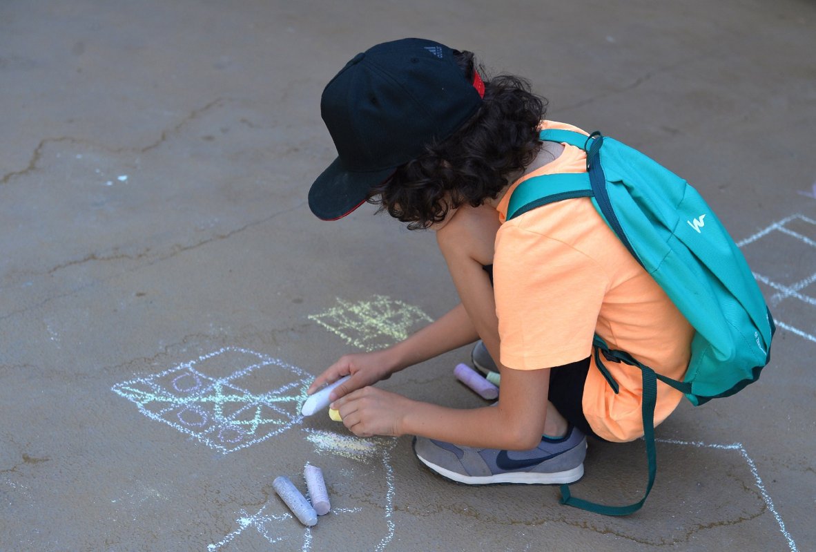 Peste 8.000 de copii cu ambii părinți plecați 339026