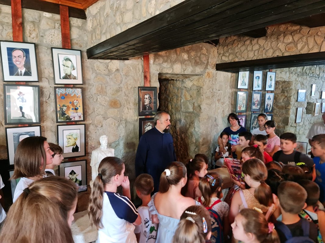 Școală de vară la o parohie din Prahova 339050