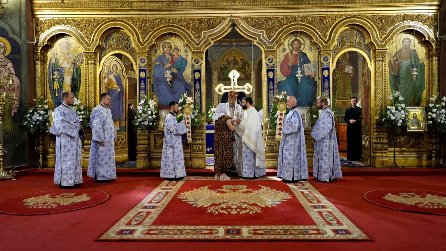 Liturghie arhierească în Duminica a 10‑a după Rusalii la Sibiu 339494