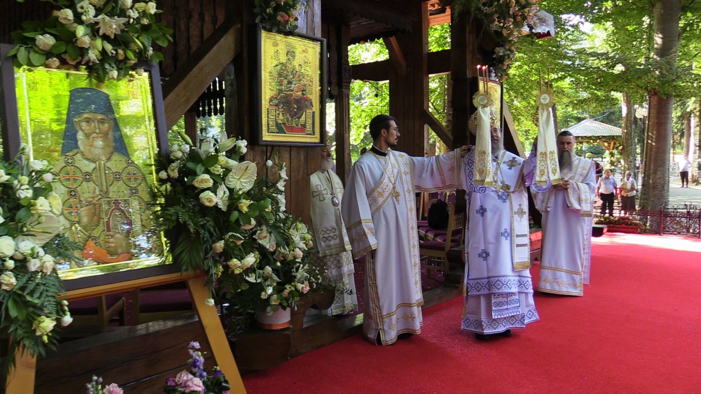 Liturghie arhierească la Mănăstirea Brâncoveanu de la Sâmbăta de Sus 339470
