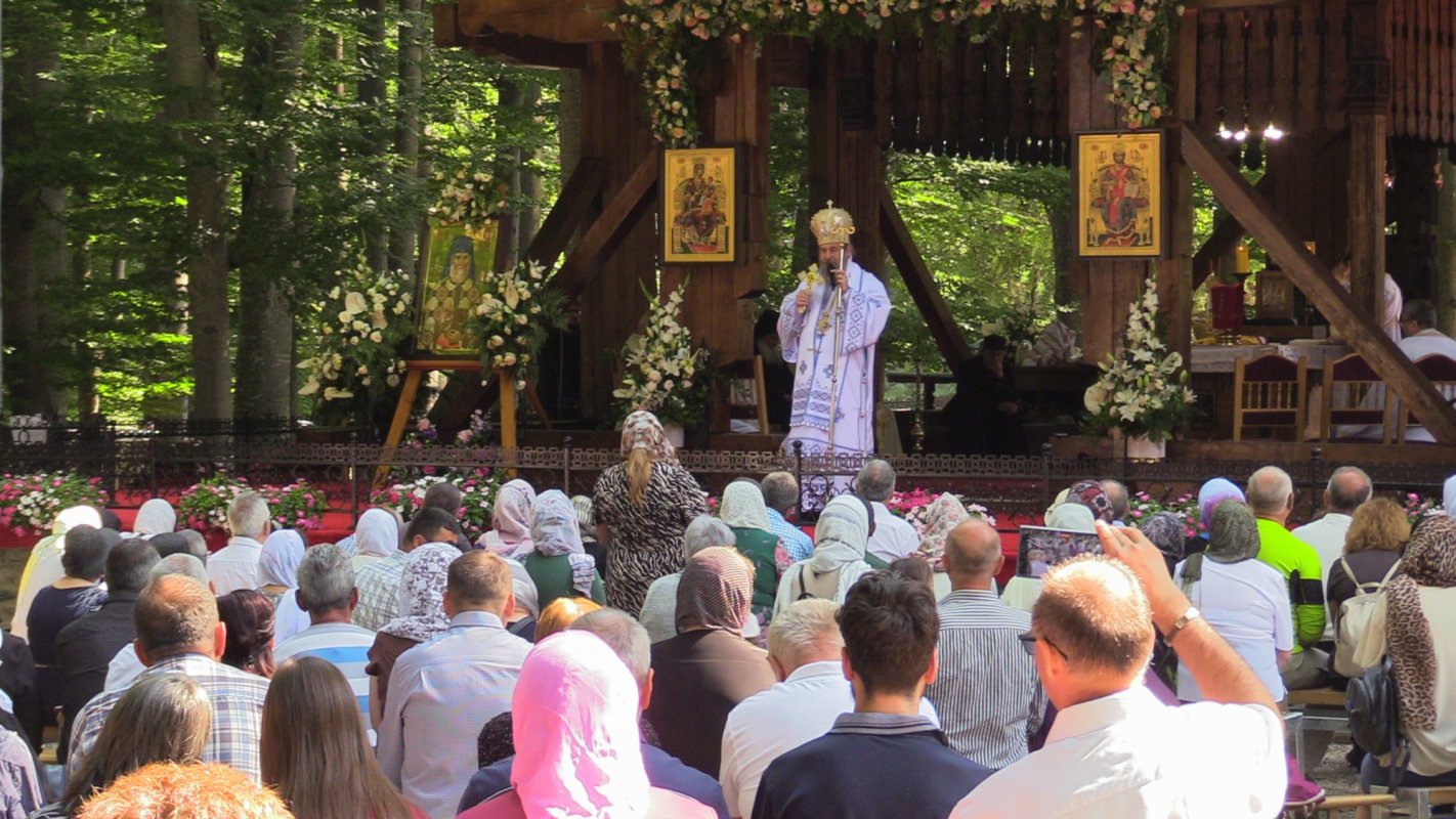 Liturghie arhierească la Mănăstirea Brâncoveanu de la Sâmbăta de Sus 339478
