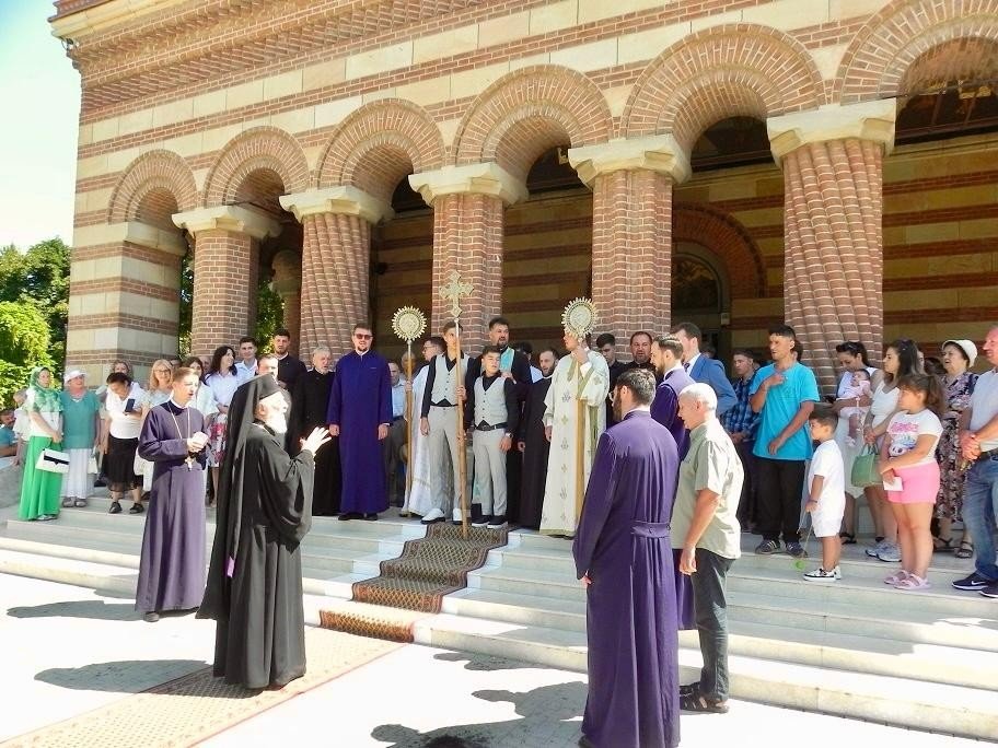 Adormirea Maicii Domnului la catedrala din Târgoviște 339553