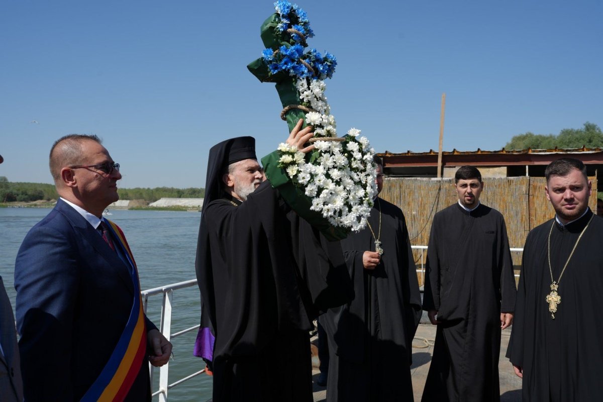 Binecuvântare pentru credincioșii din Călărași 339543