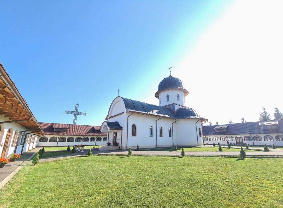 Binecuvântări şi hramuri în Arhiepiscopia Vadului, Feleacului şi Clujului 339561