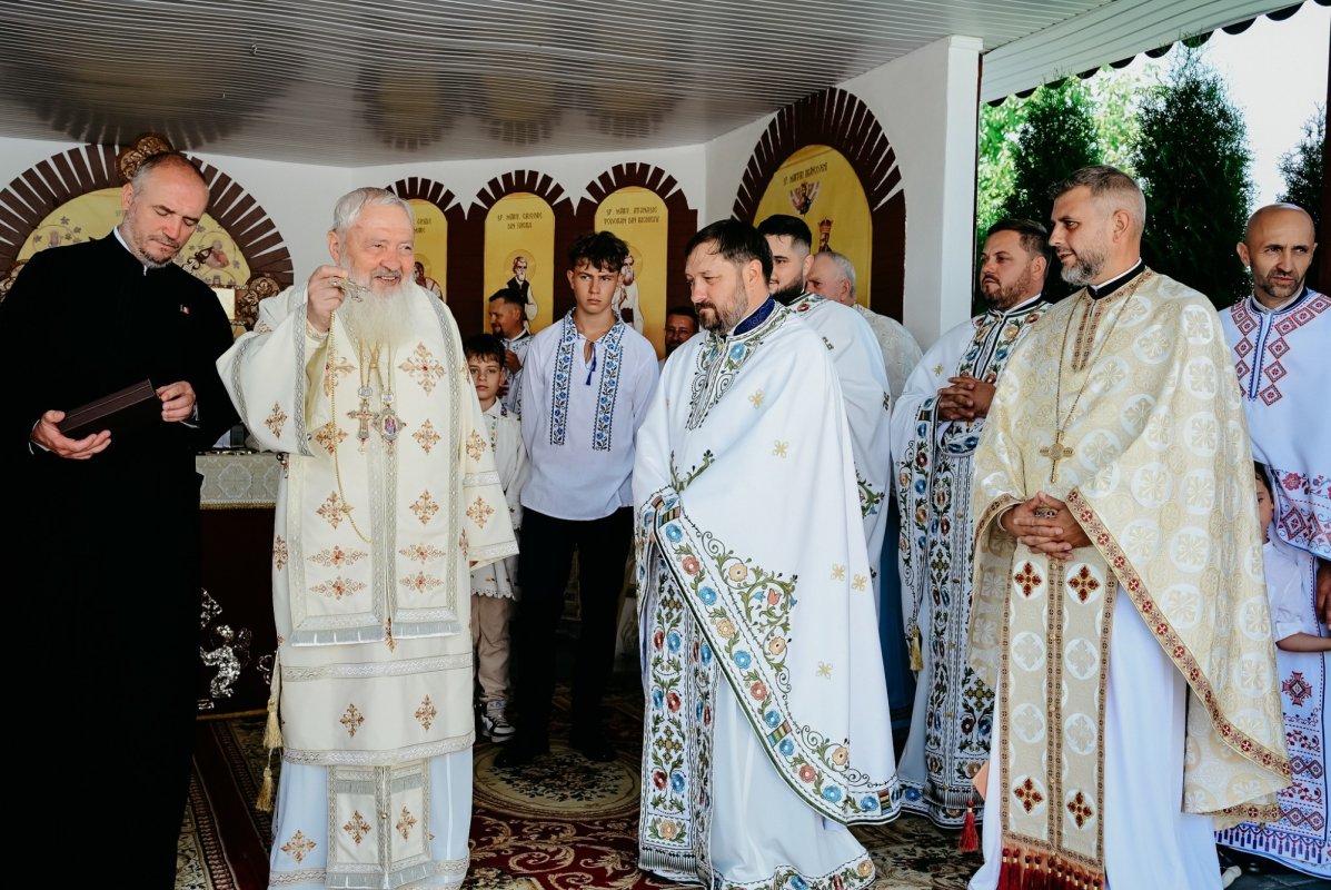 Binecuvântări şi hramuri în Arhiepiscopia Vadului, Feleacului şi Clujului 339566