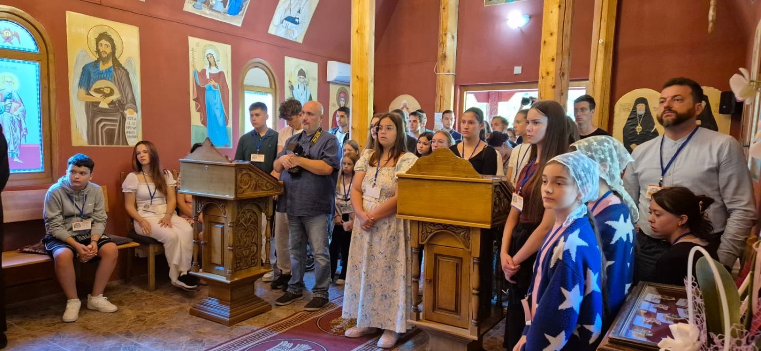 A început „Tabăra bucuriei” a Episcopiei Daciei Felix 339673