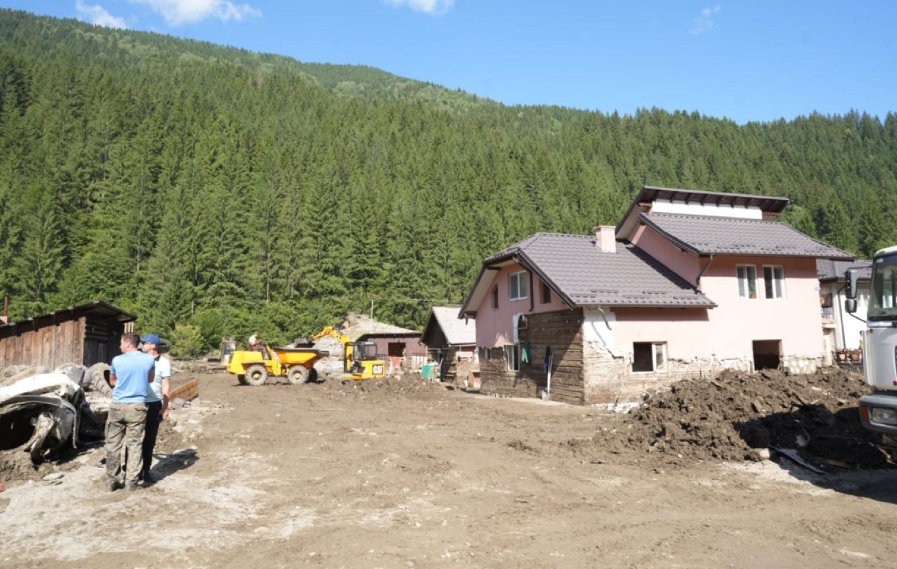 Despăgubiri mai mici pentru casele neasigurate și fără autorizație 339608