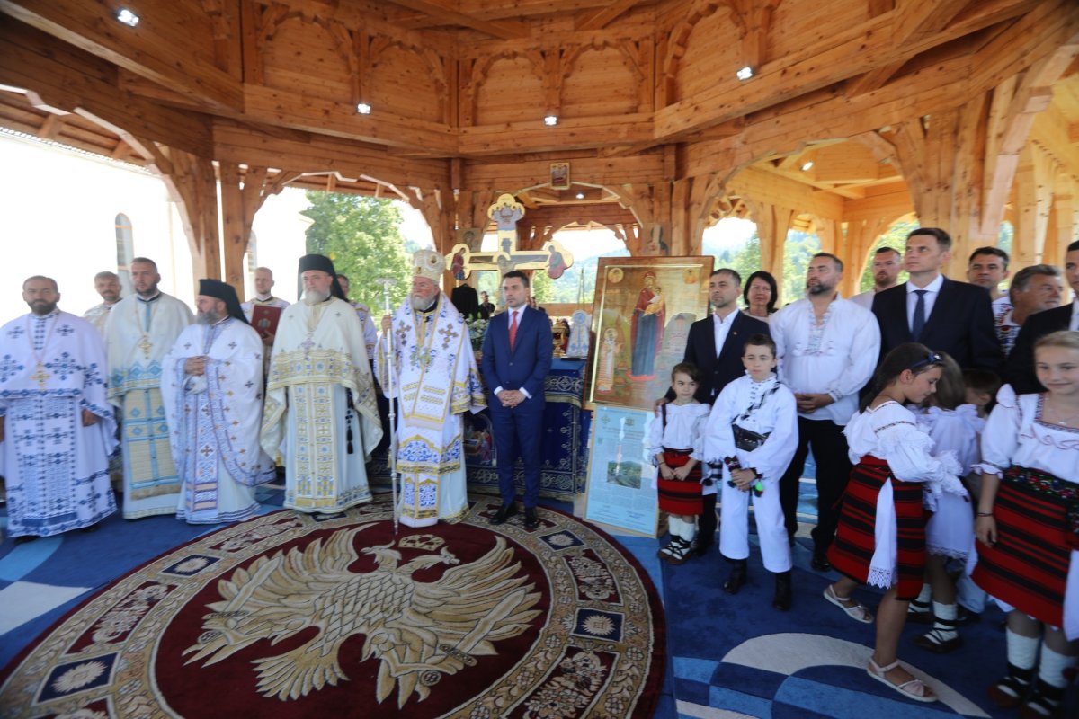 Slujiri arhiereşti şi proclamarea Zilei Maramureșului 339630