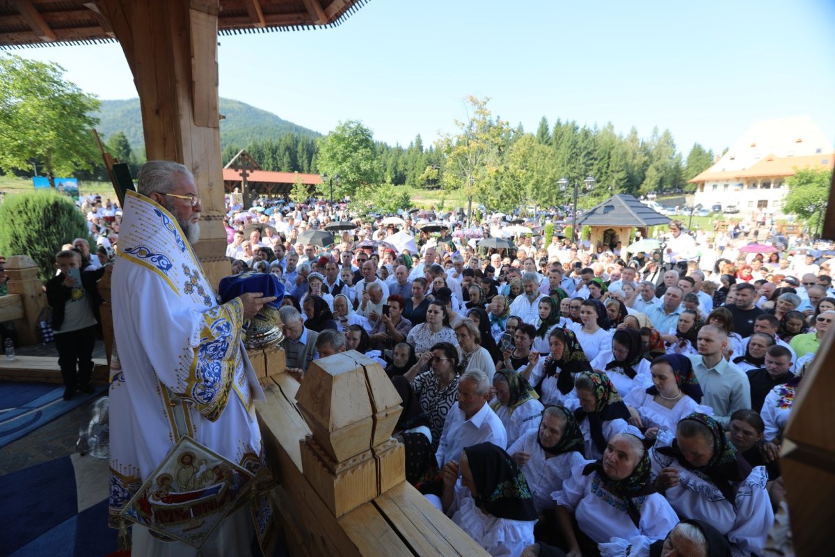 Slujiri arhiereşti şi proclamarea Zilei Maramureșului 339631