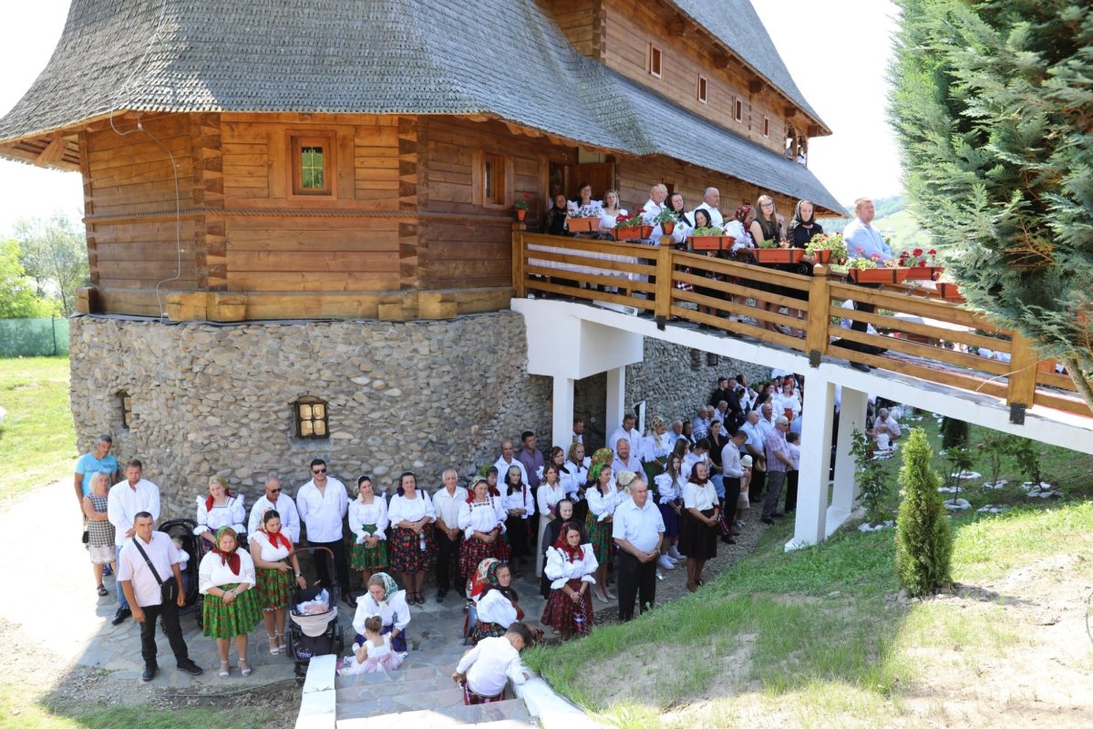 Slujiri arhiereşti şi proclamarea Zilei Maramureșului 339633