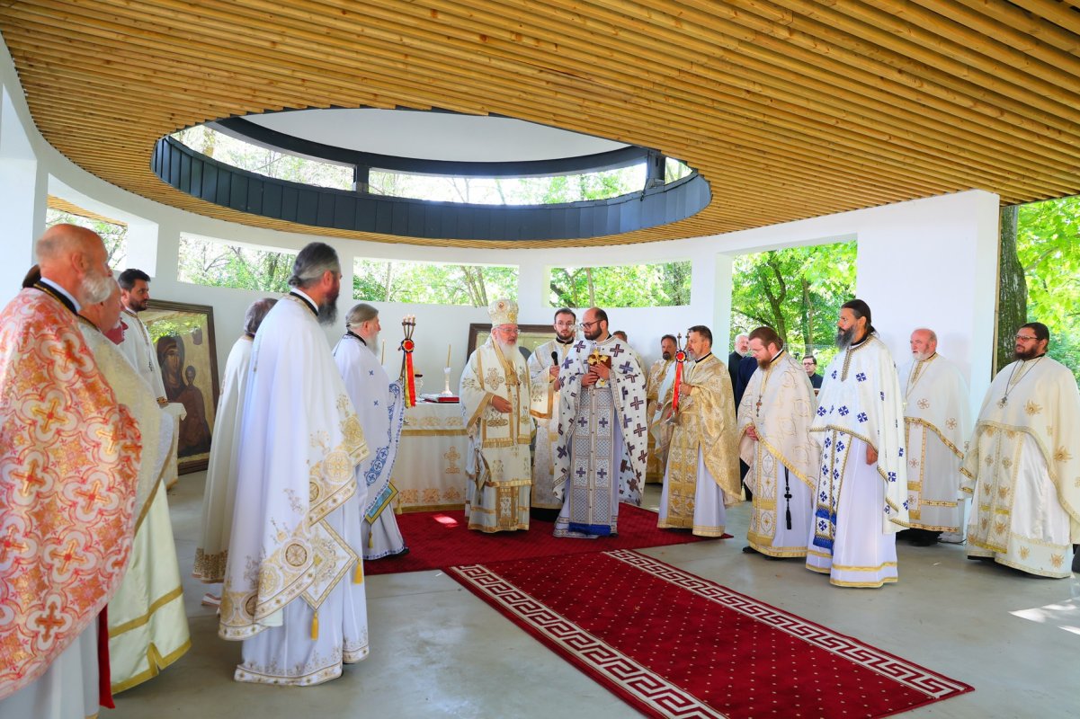 Hramul istoric al Mănăstirii „Mihai Vodă” de la Turda 339723