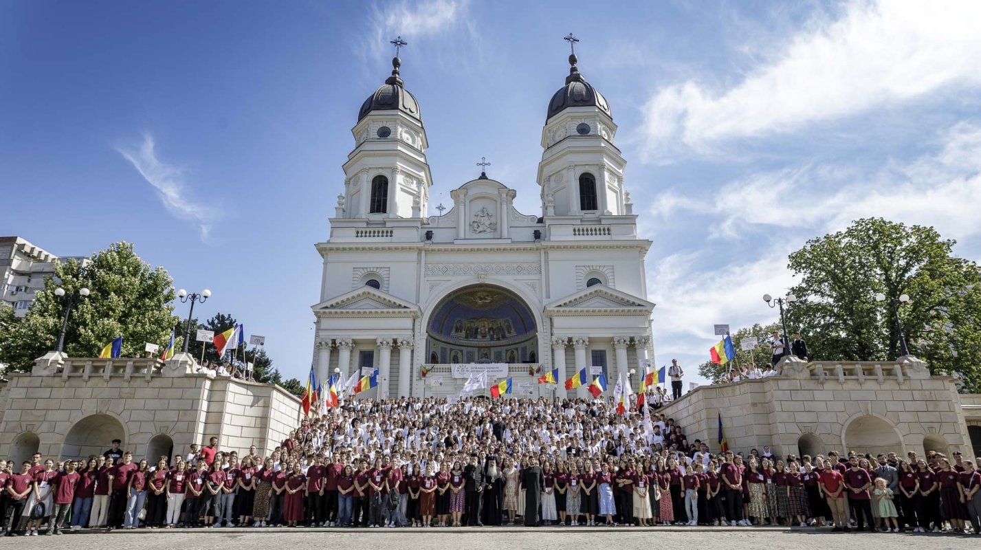 Întâlnirea Tinerilor Ortodocși din Moldova s-a încheiat cu rugăciune și recunoștință 339751