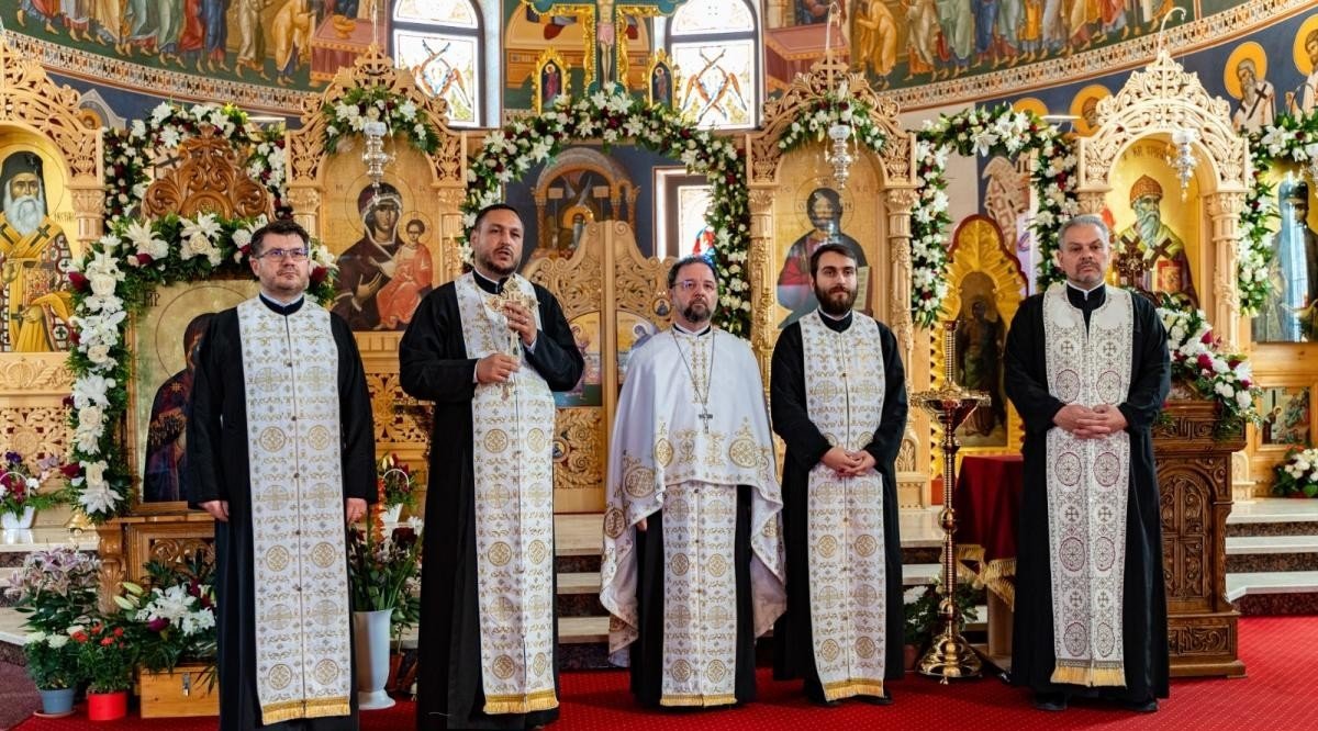 Tabăra „Tradiție și Noutate” în Arhiepiscopia Romanului și Bacăului 339721