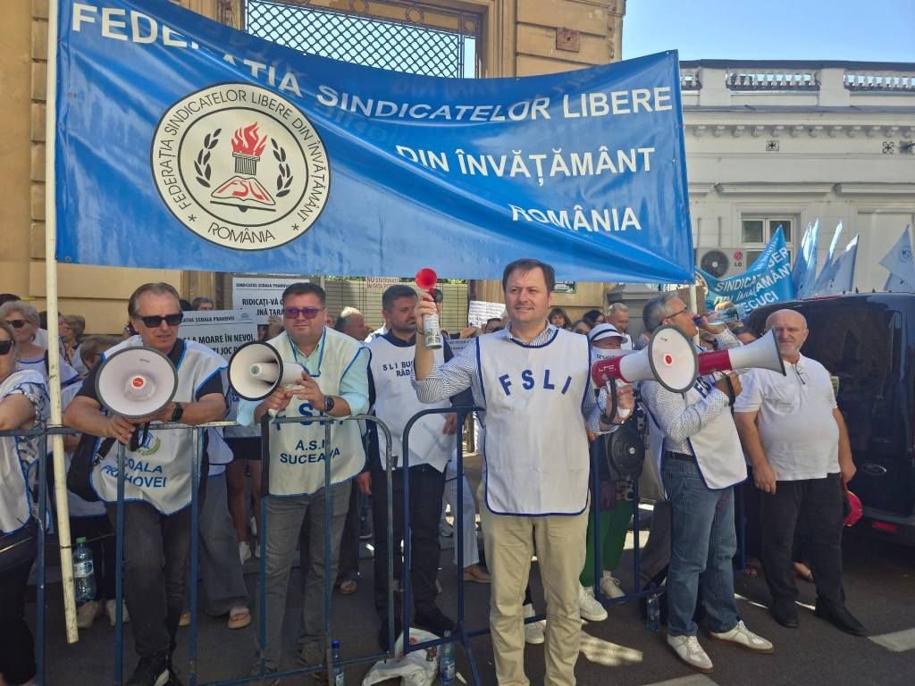 Începutul anului şcolar, sub semnul întrebării 339940