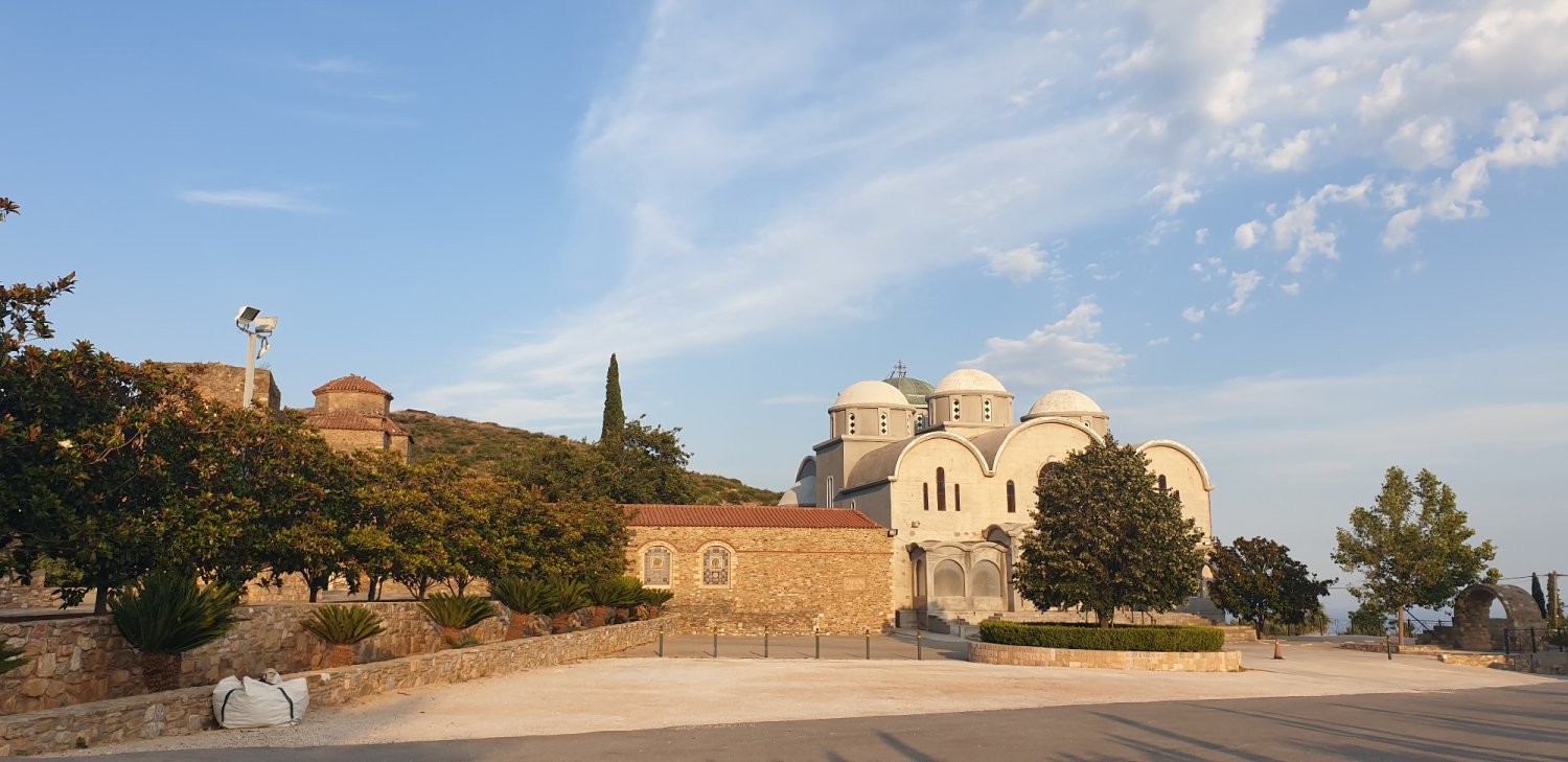 Pelerinaj în inima unei Liturghii neterminate 339130