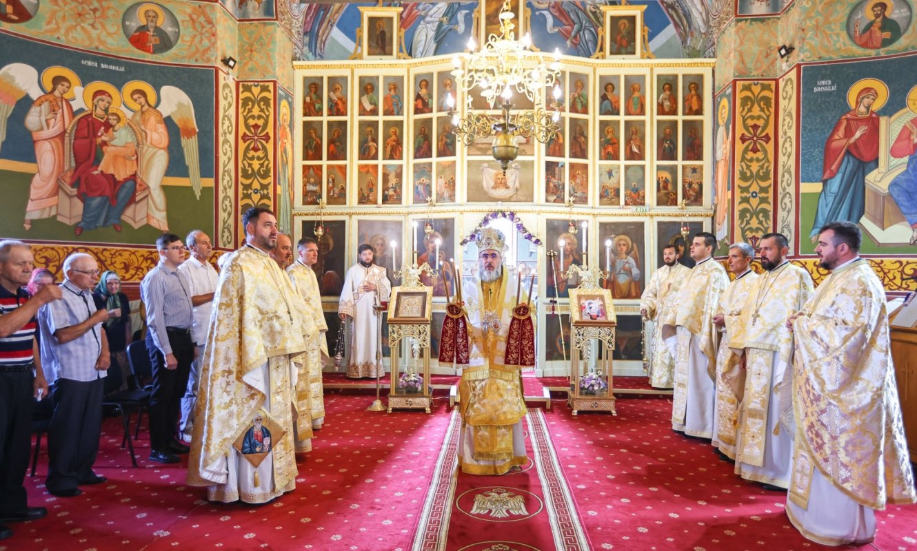 Binecuvântare pentru credincioșii din localitatea buzoiană C.A. Rosetti 340082