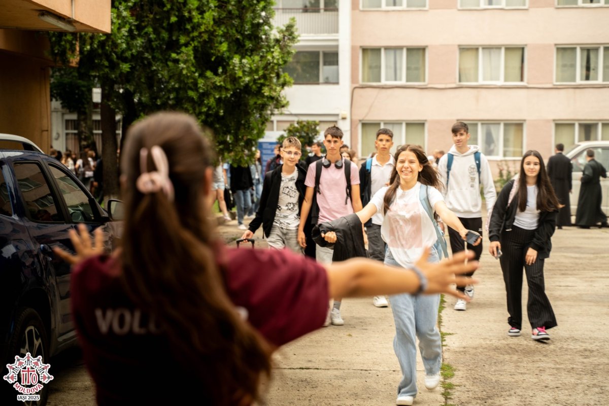 Duhovnicul văzut prin ochii tinerilor 340013