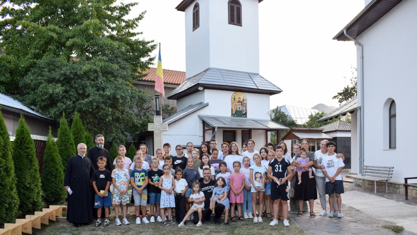 Activități cultural-educative în Parohia Coza din Vrancea 340145