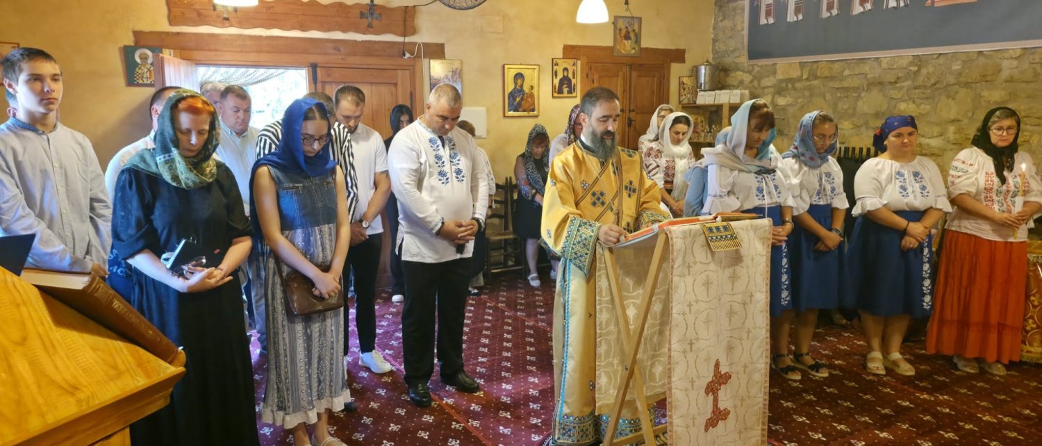 Binecuvântarea unui nou început la mănăstirea românească din Pirineii Catalani 340150