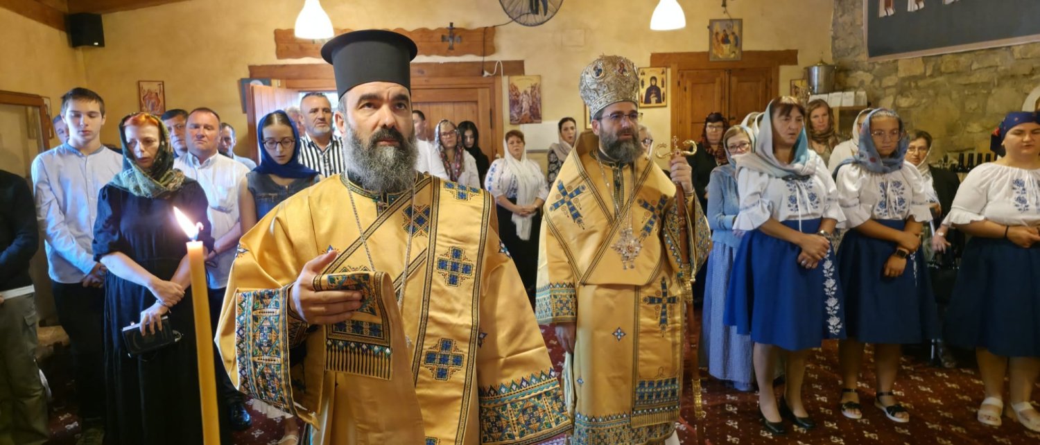 Binecuvântarea unui nou început la mănăstirea românească din Pirineii Catalani 340176