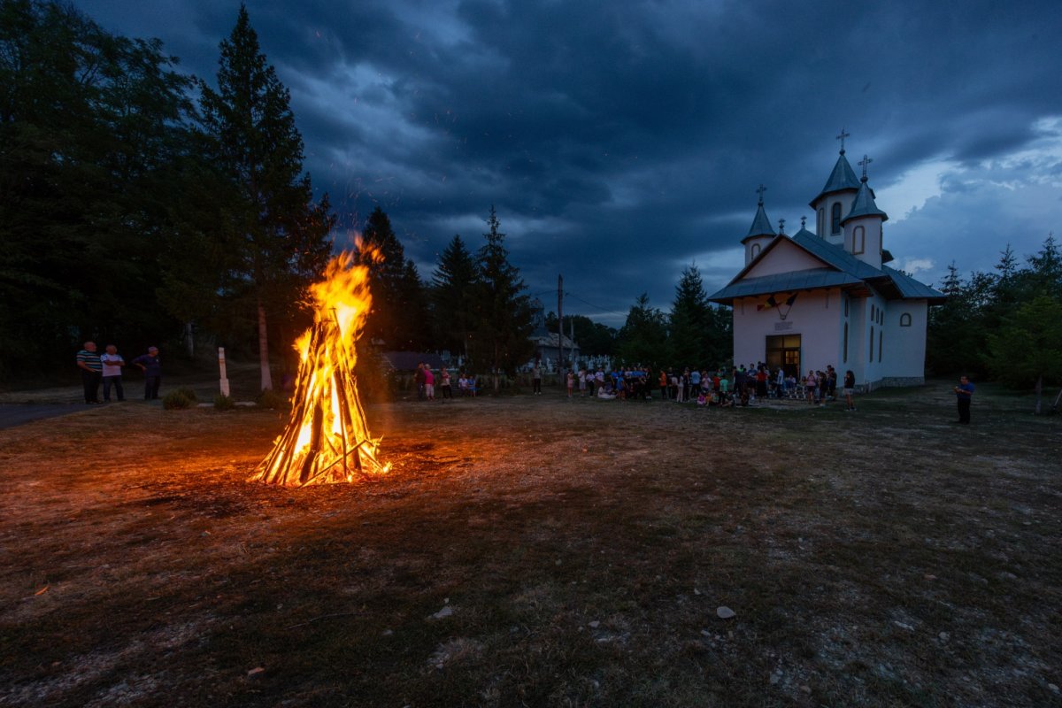 Activități pentru copiii și tinerii din parohia buzoiană Alexandru Odobescu 340308