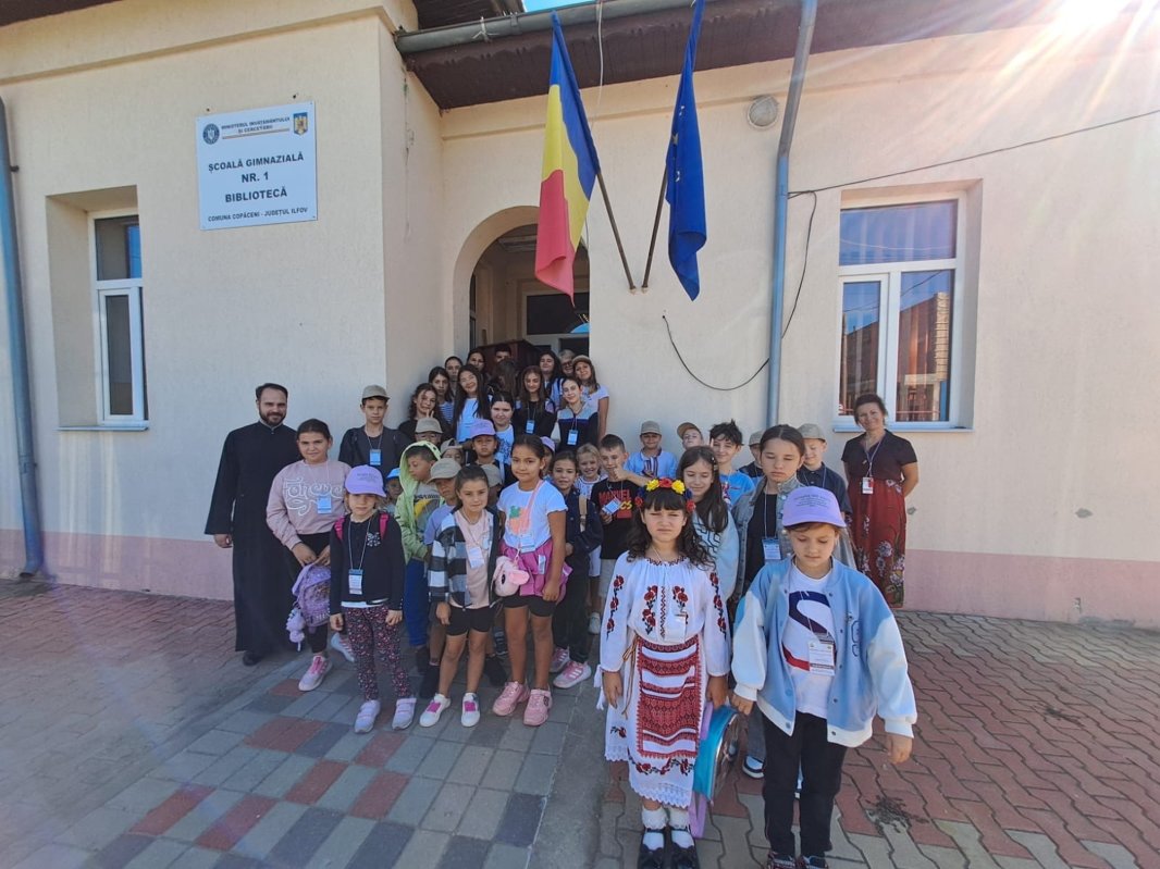 Copilăria în lumina credinței la Școala de vară a parohiilor Copăceni 340313