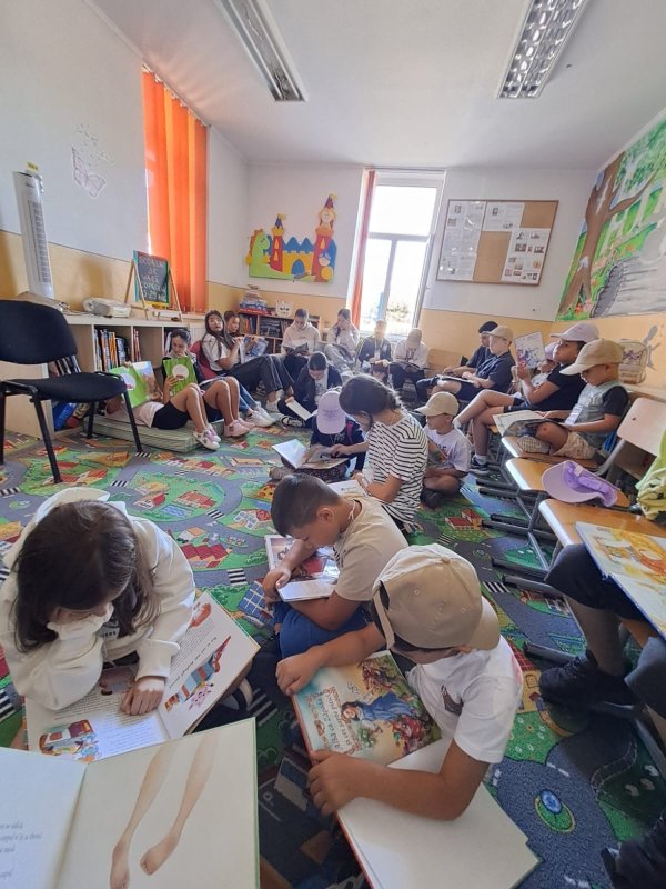 Copilăria în lumina credinței la Școala de vară a parohiilor Copăceni 340314